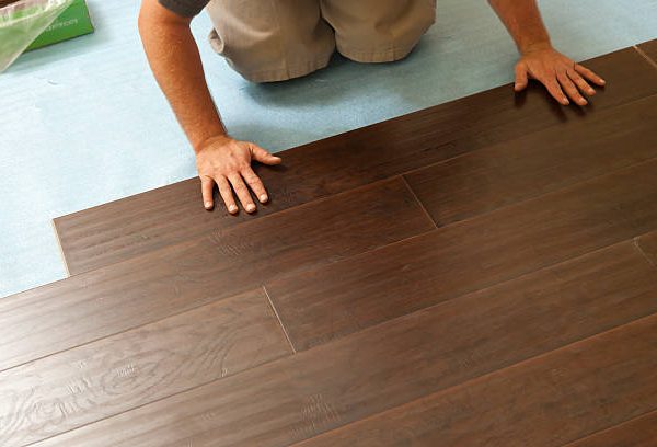 Laminate vs. Hardwood Flooring: Which is Best for Dubai Homes?
